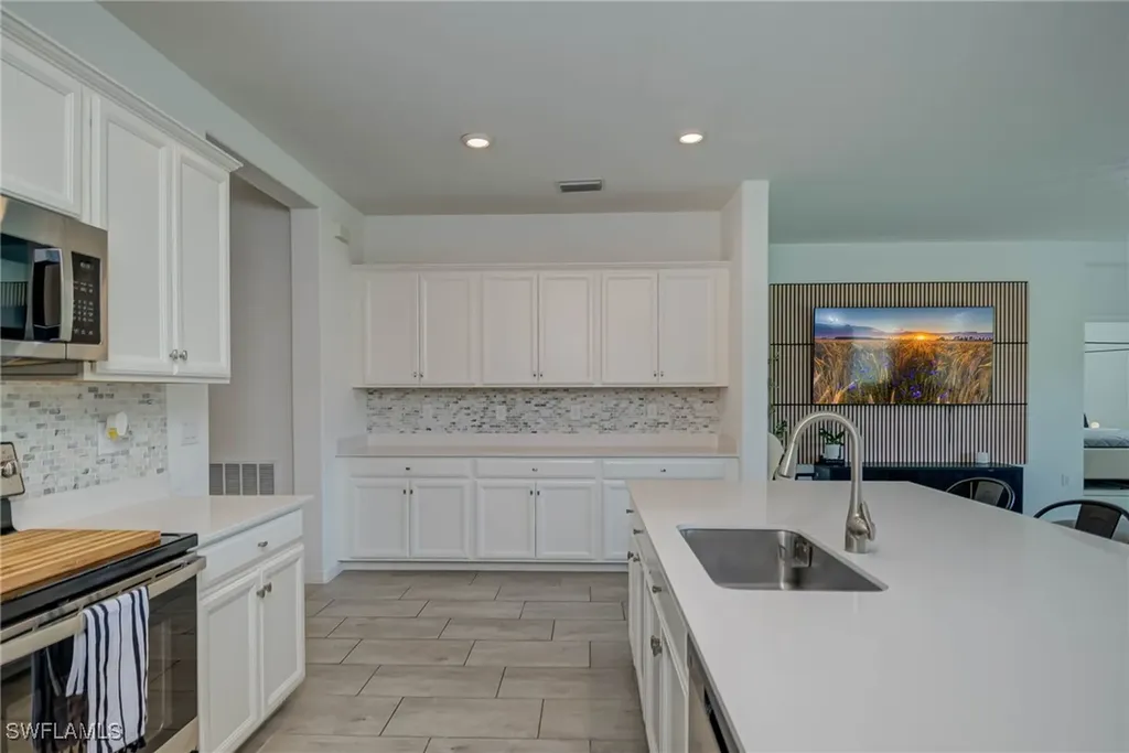 2446 Orchard Street Naples FL 34120