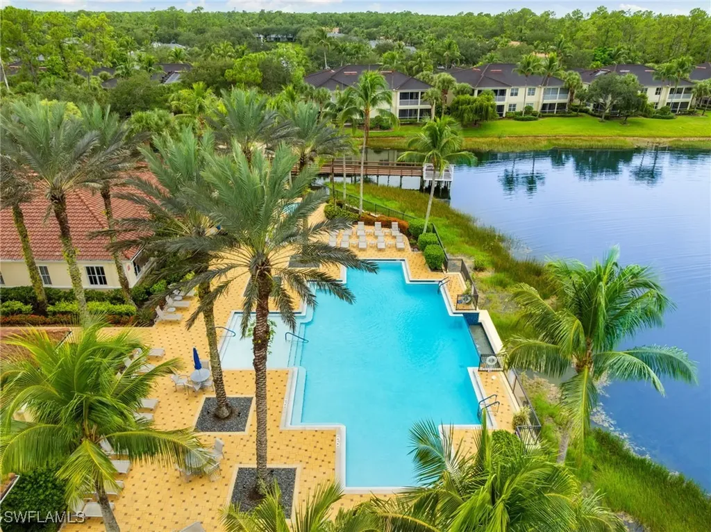 1630 Tarpon Bay Drive S Naples FL 34119