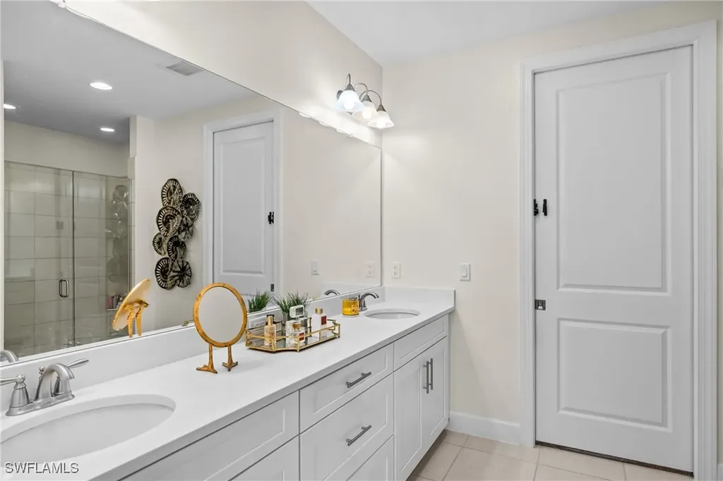 9642 Montelanico Loop Naples FL 34119