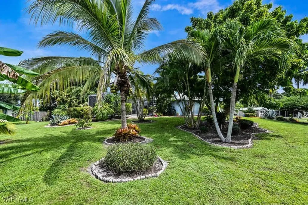 27640 Michigan Street Bonita Springs FL 34135
