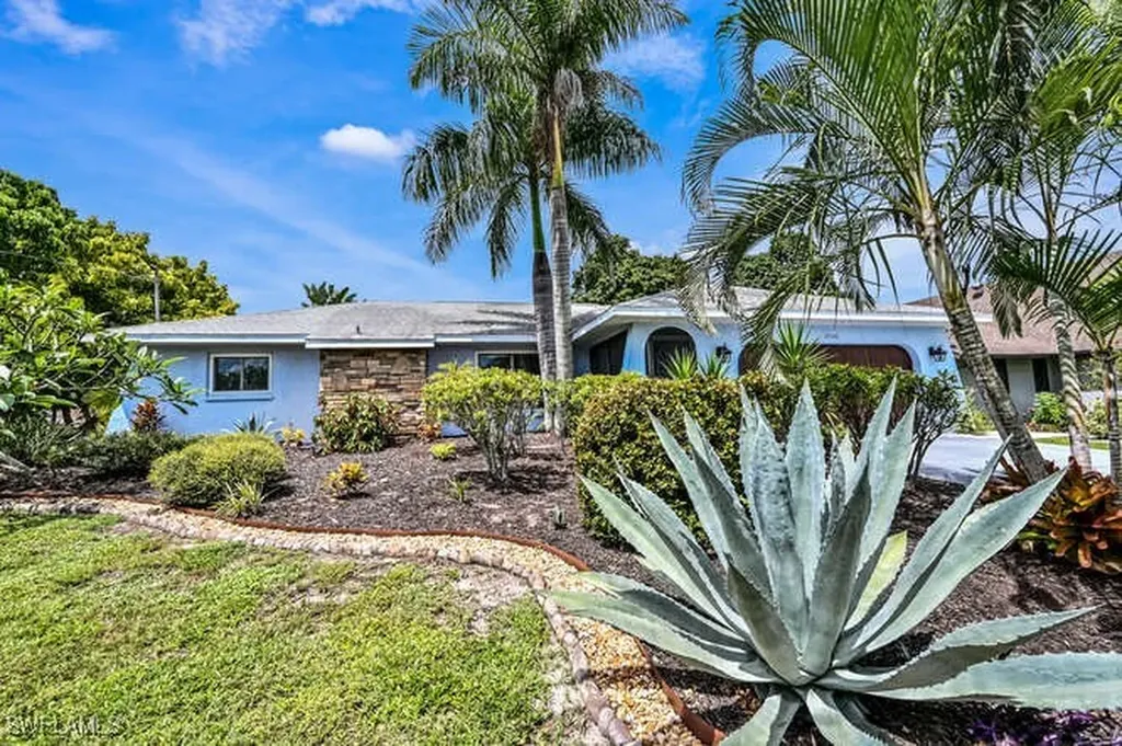 27640 Michigan Street Bonita Springs FL 34135