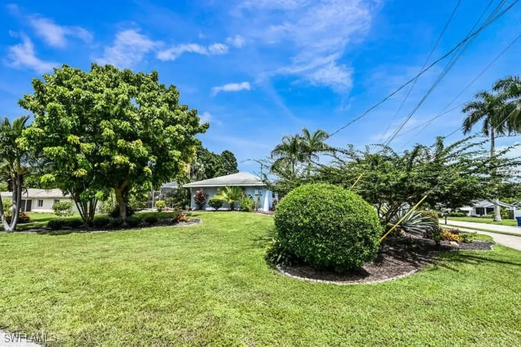 27640 Michigan Street Bonita Springs FL 34135