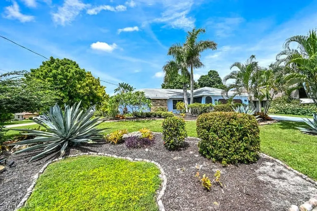 27640 Michigan Street Bonita Springs FL 34135