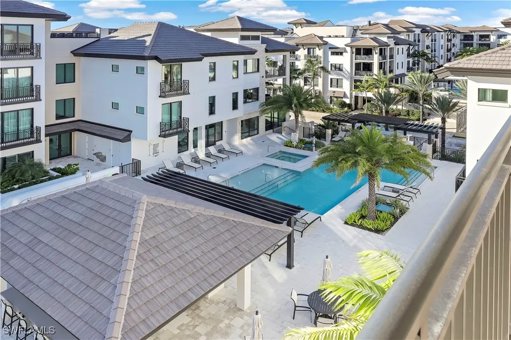 1130 3rd Avenue S Naples FL 34102