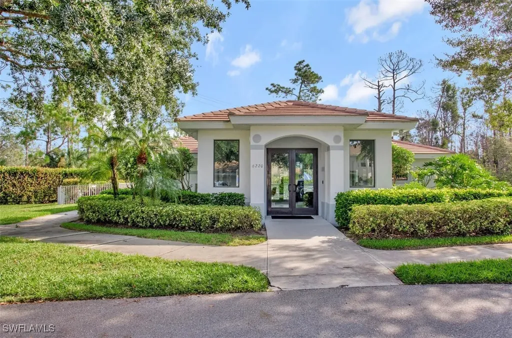 6225 Wilshire Pines Circle Naples FL 34109