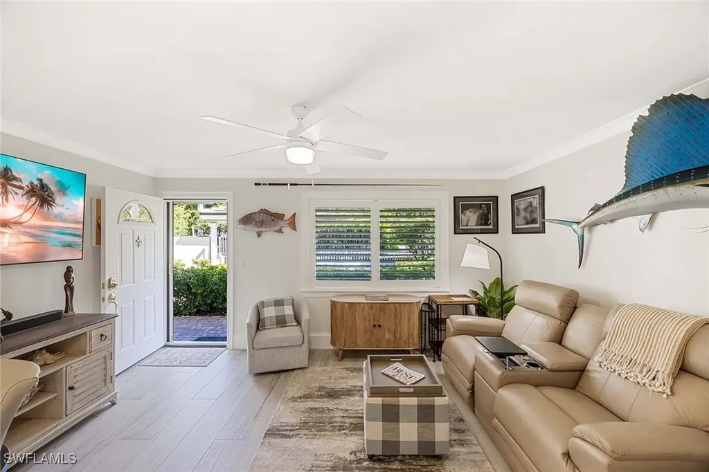 950 7th Avenue S Naples FL 34102