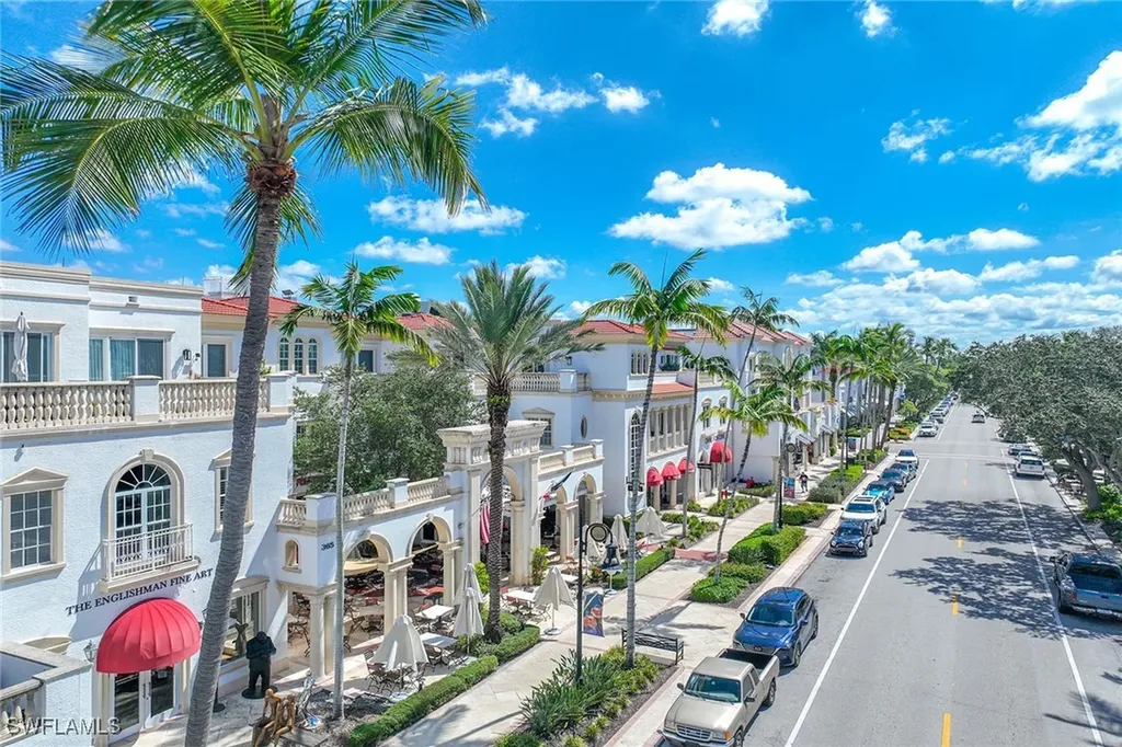 950 7th Avenue S Naples FL 34102