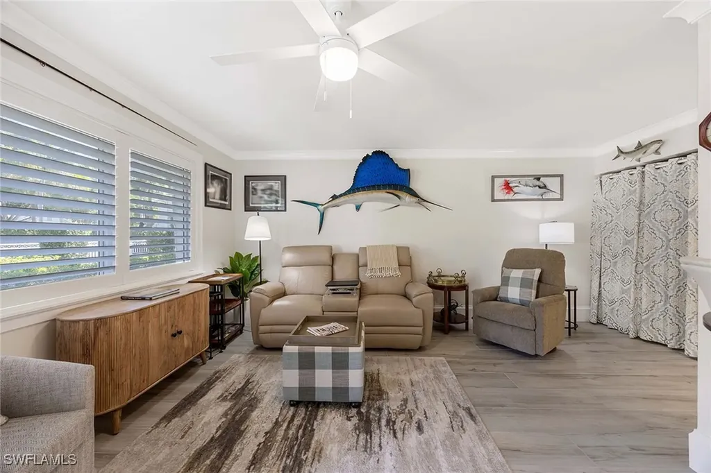 950 7th Avenue S Naples FL 34102