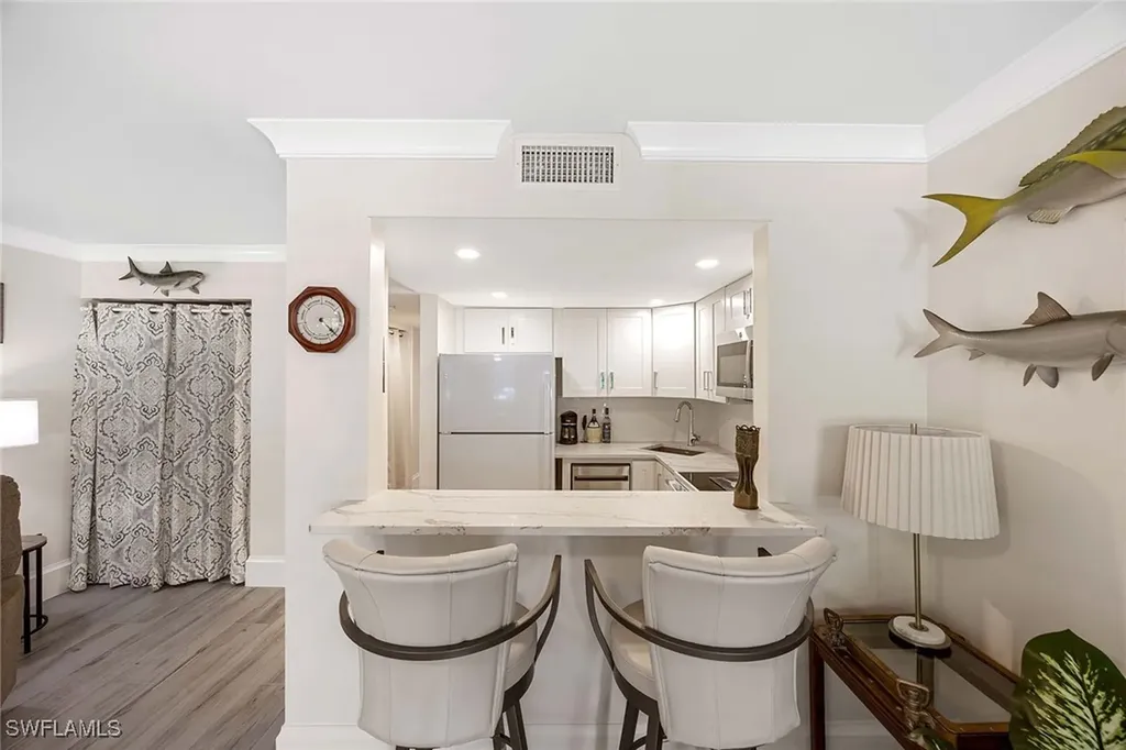 950 7th Avenue S Naples FL 34102