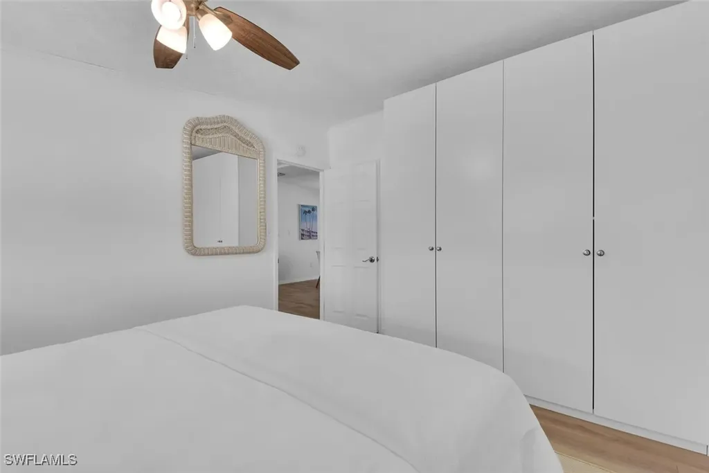 2048 Holiday Lane Naples FL 34104