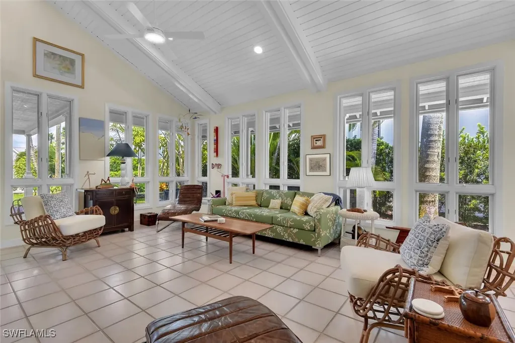223 11th Avenue S Naples FL 34102