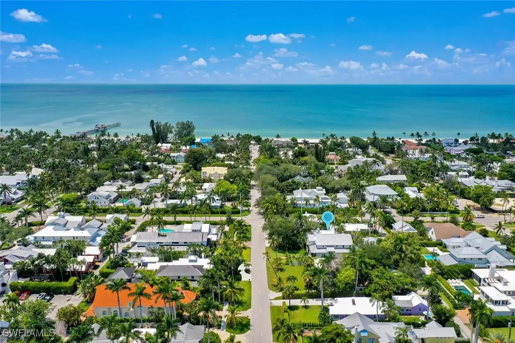 223 11th Avenue S Naples FL 34102