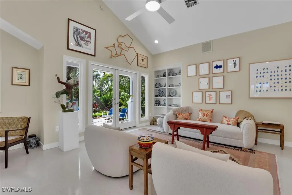 223 11th Avenue S Naples FL 34102