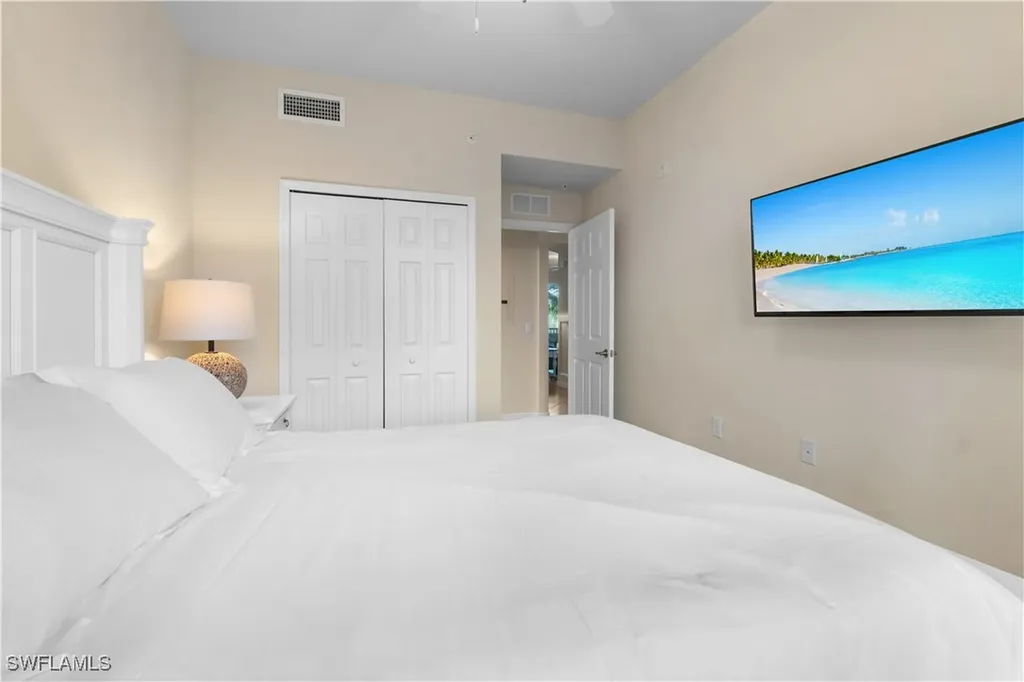 9727 Acqua Court Naples FL 34113