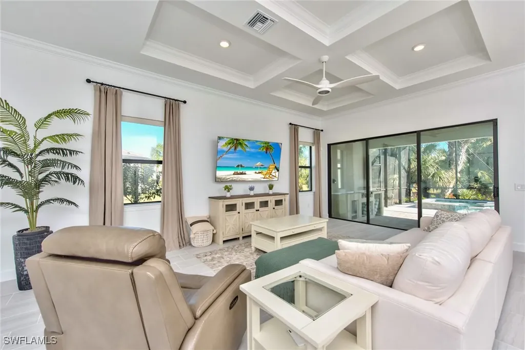 9280 Cormorant Drive Naples FL 34120