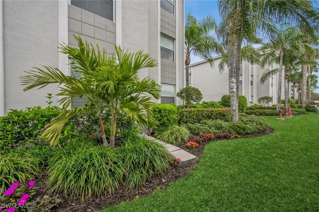 10345 Heritage Bay Boulevard Naples FL 34120
