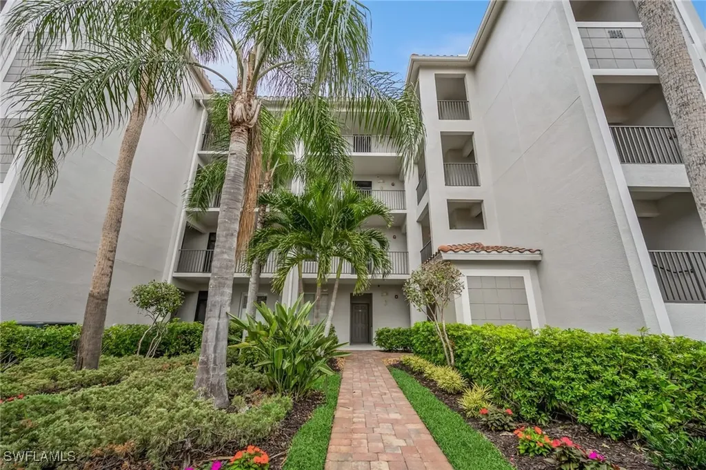 10345 Heritage Bay Boulevard Naples FL 34120