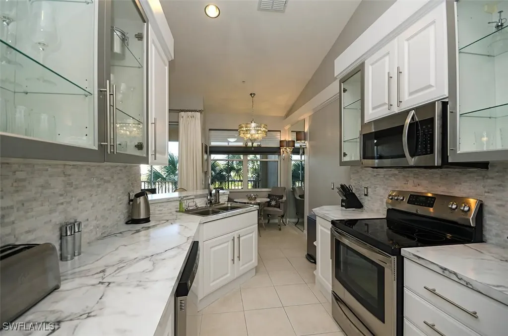 4650 Hawks Nest Way Naples FL 34114