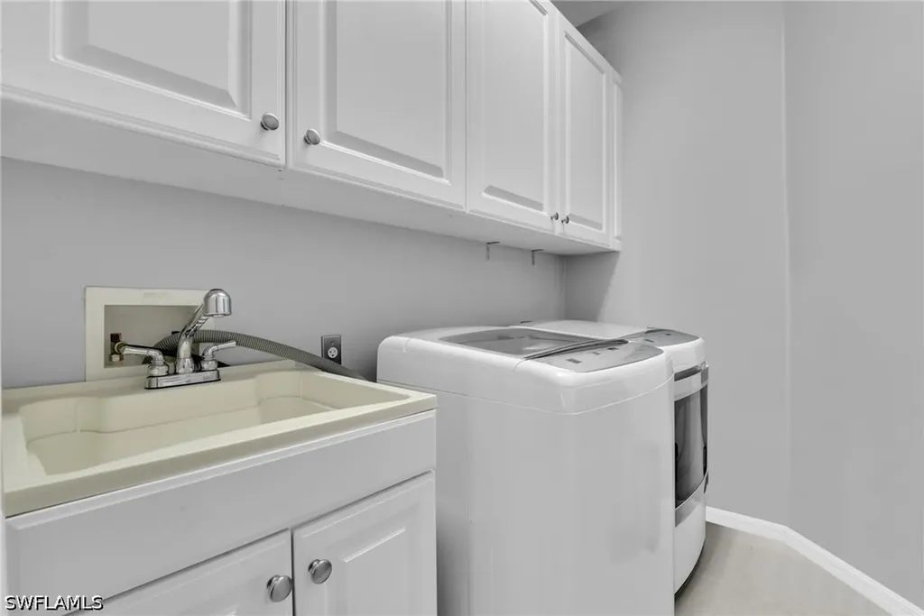 4650 Hawks Nest Way Naples FL 34114