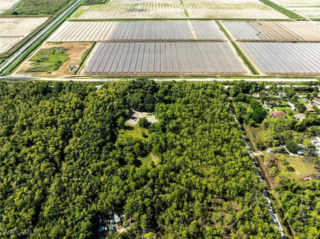 325 Sunnygrove Avenue Naples FL 34114