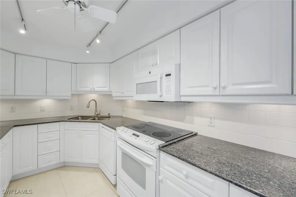 4001 Gulf Shore Boulevard N Naples FL 34103