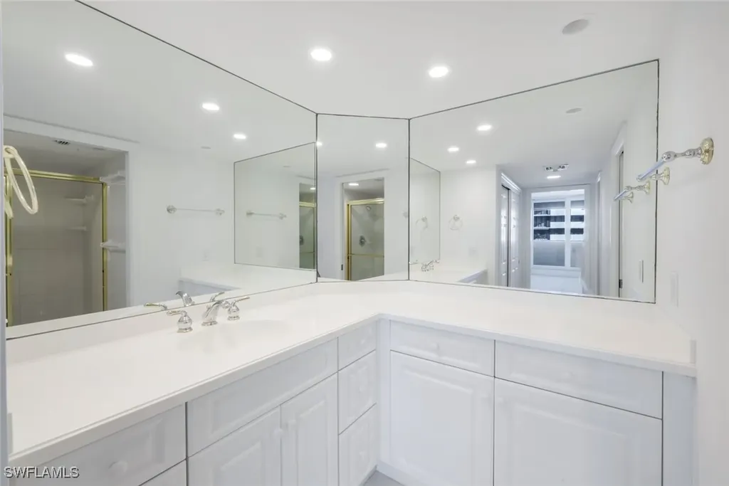 4001 Gulf Shore Boulevard N Naples FL 34103