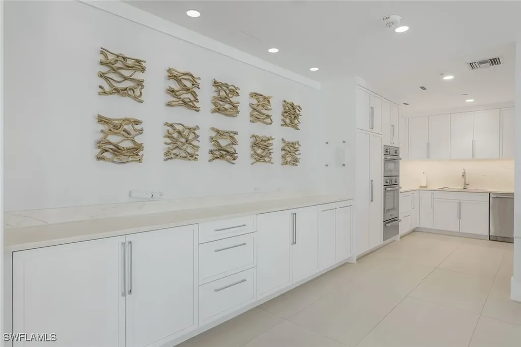 4001 Gulf Shore Boulevard N Naples FL 34103