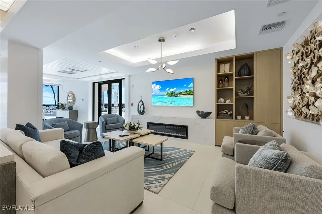 4001 Gulf Shore Boulevard N Naples FL 34103