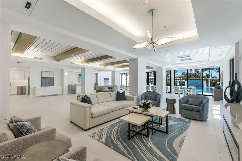 4001 Gulf Shore Boulevard N Naples FL 34103