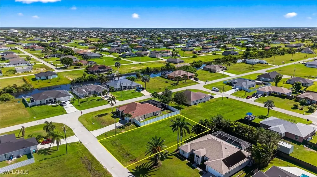 1227 NW 13th Avenue Cape Coral FL 33993
