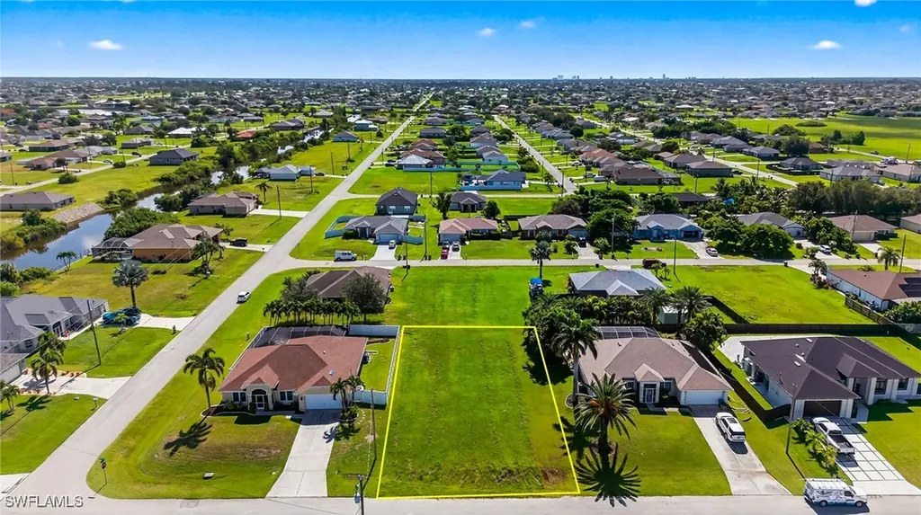 1227 NW 13th Avenue Cape Coral FL 33993