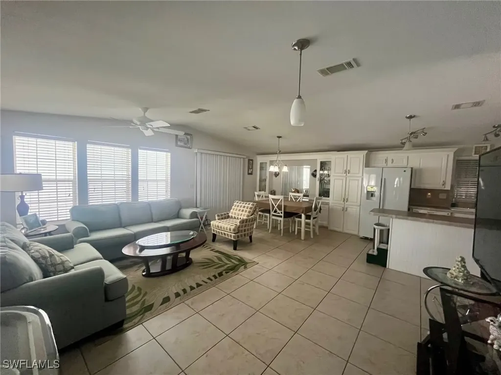 1128 Jade Lake Point Naples FL 34114