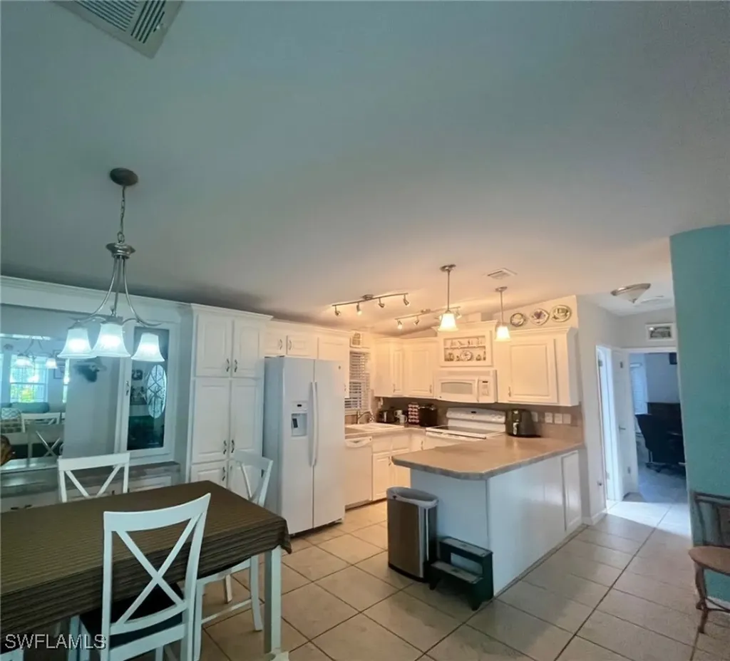 1128 Jade Lake Point Naples FL 34114