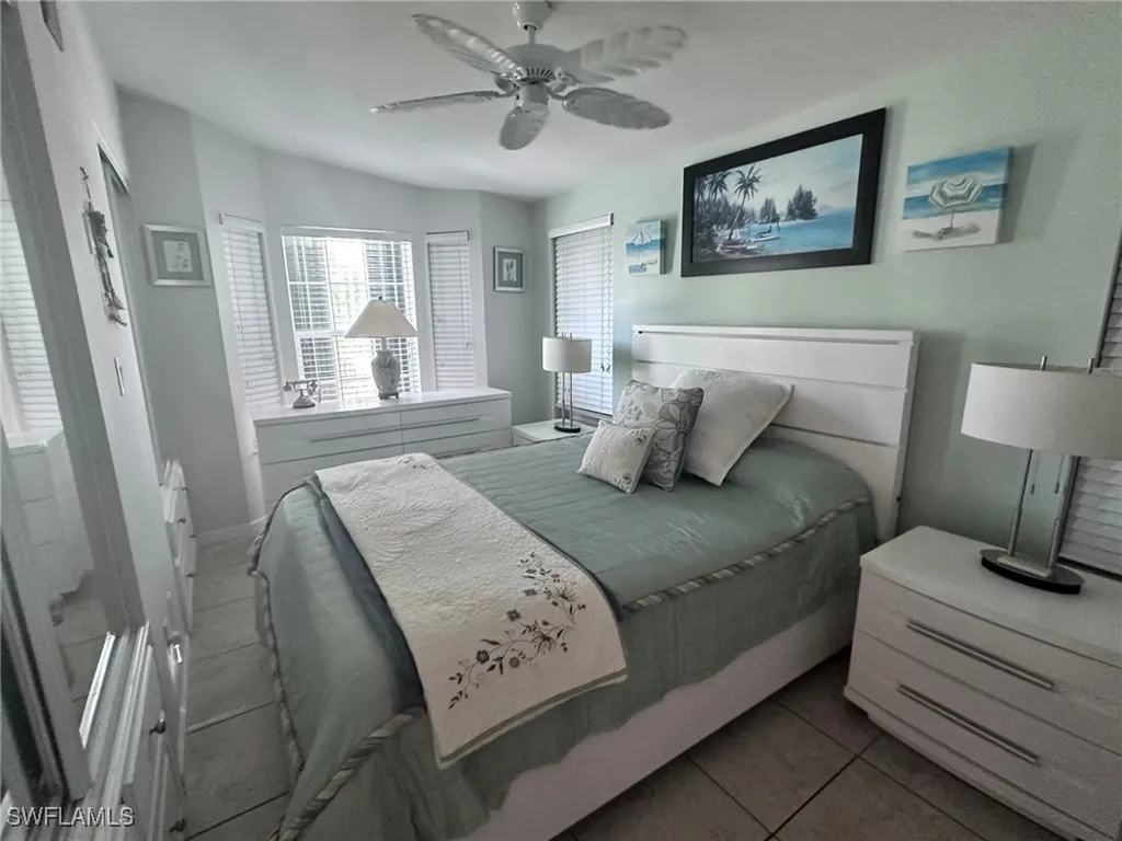 1128 Jade Lake Point Naples FL 34114