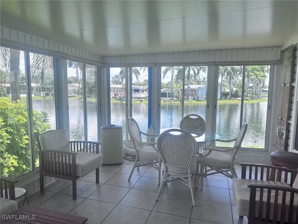 1128 Jade Lake Point Naples FL 34114
