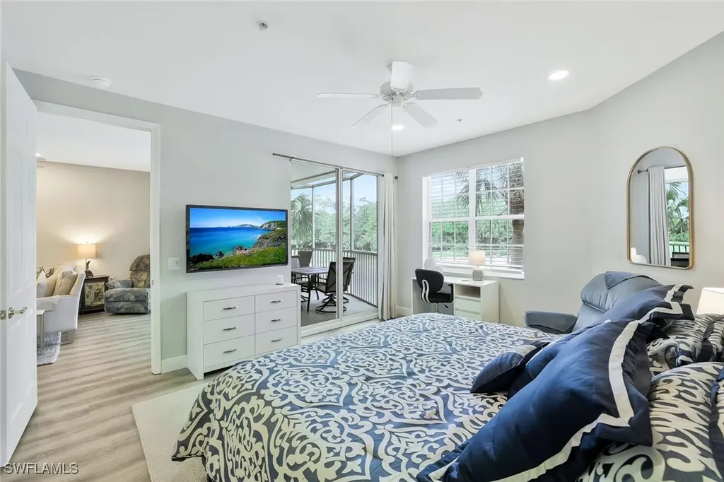 4883 Hampshire Court Naples FL 34112