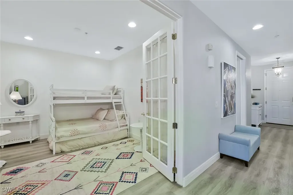 4883 Hampshire Court Naples FL 34112