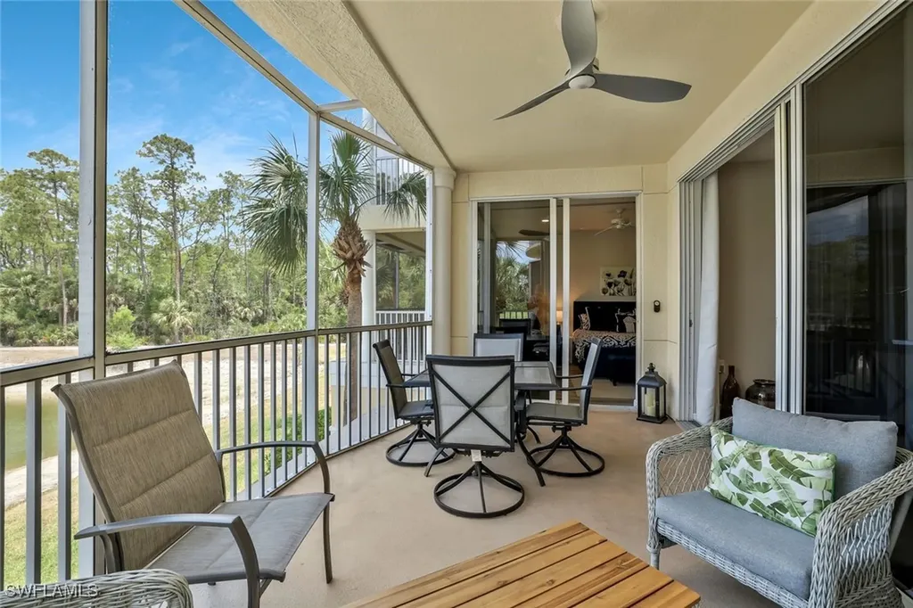 4883 Hampshire Court Naples FL 34112