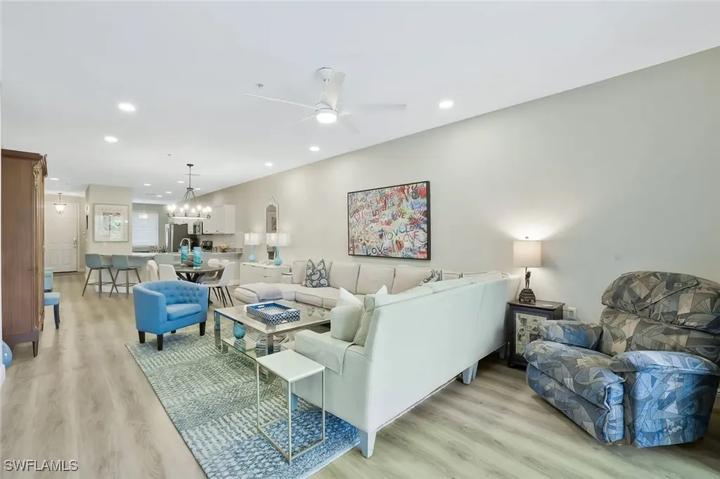 4883 Hampshire Court Naples FL 34112