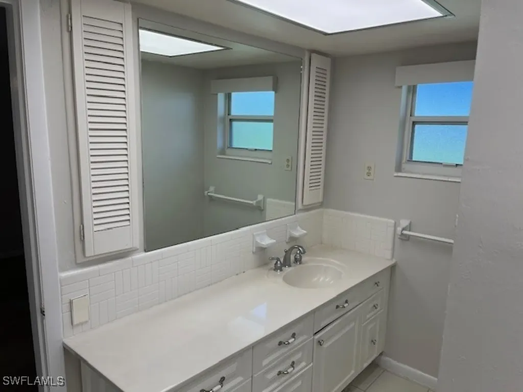 1104 Gayer Way Marco Island FL 34145