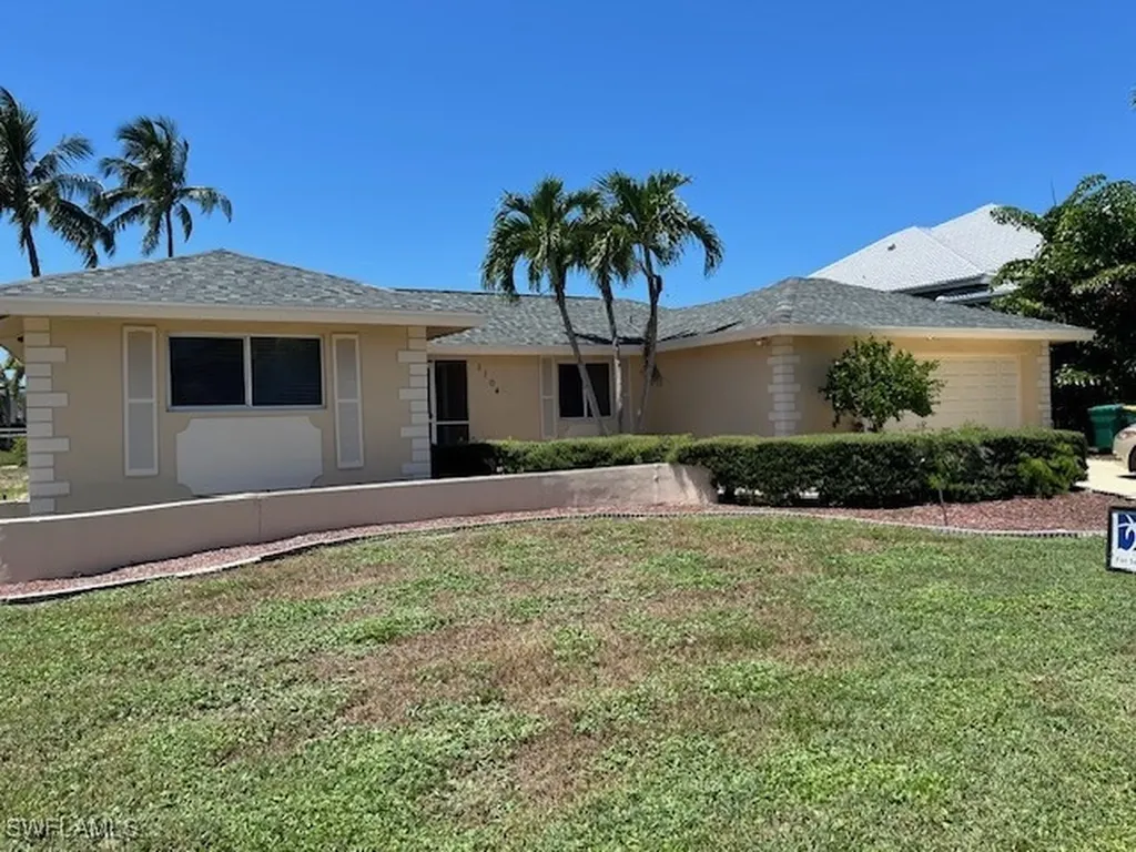 1104 Gayer Way Marco Island FL 34145