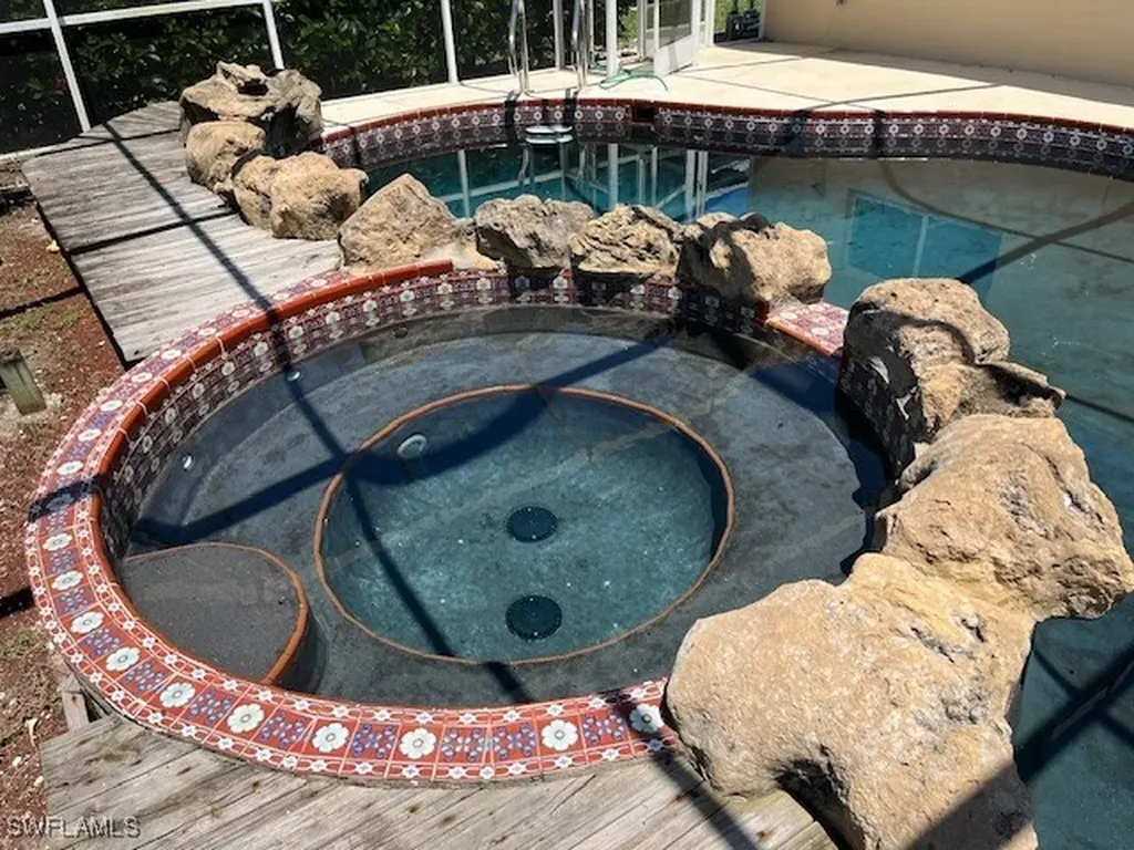 1104 Gayer Way Marco Island FL 34145