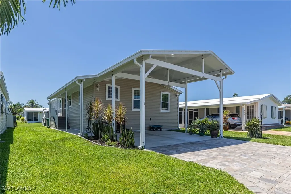 42 Amethyst Avenue Naples FL 34114