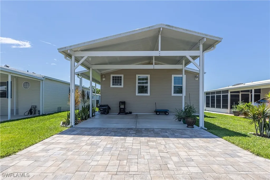 42 Amethyst Avenue Naples FL 34114