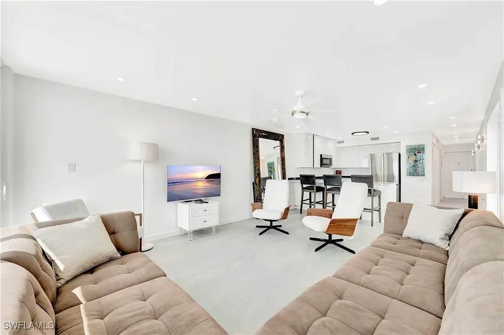 25850 Hickory Boulevard Bonita Springs FL 34134