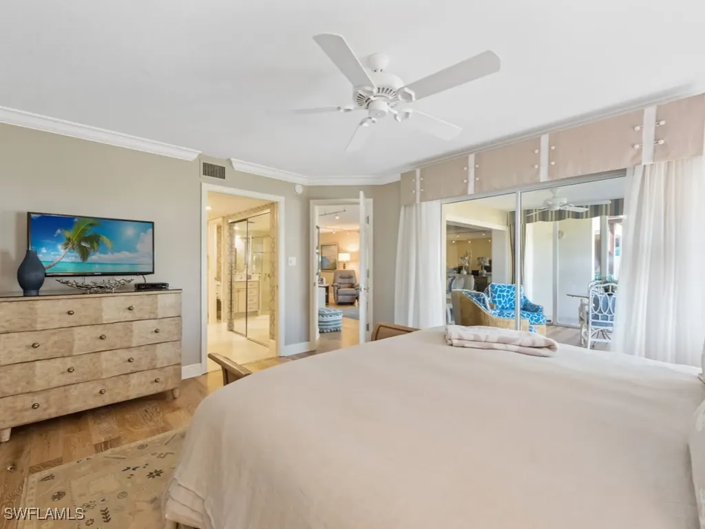 355 Park Shore Drive Naples FL 34103