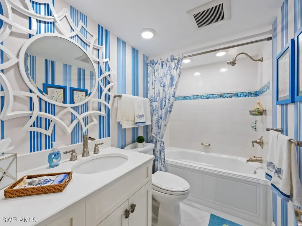 355 Park Shore Drive Naples FL 34103