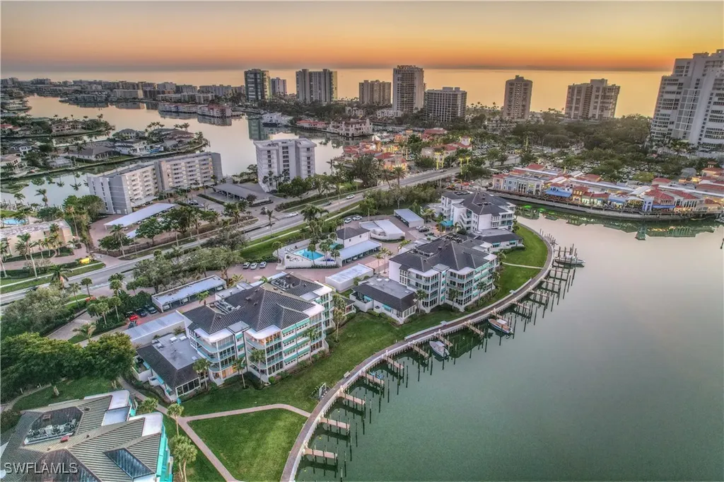 355 Park Shore Drive Naples FL 34103