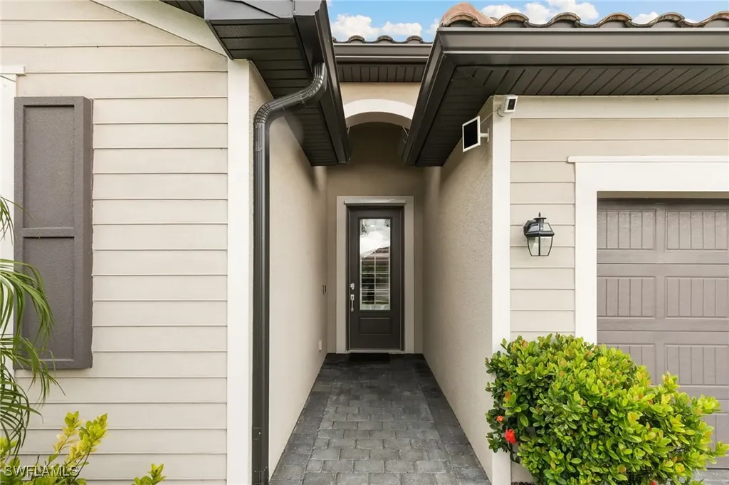 1473 Birdie Drive Naples FL 34120