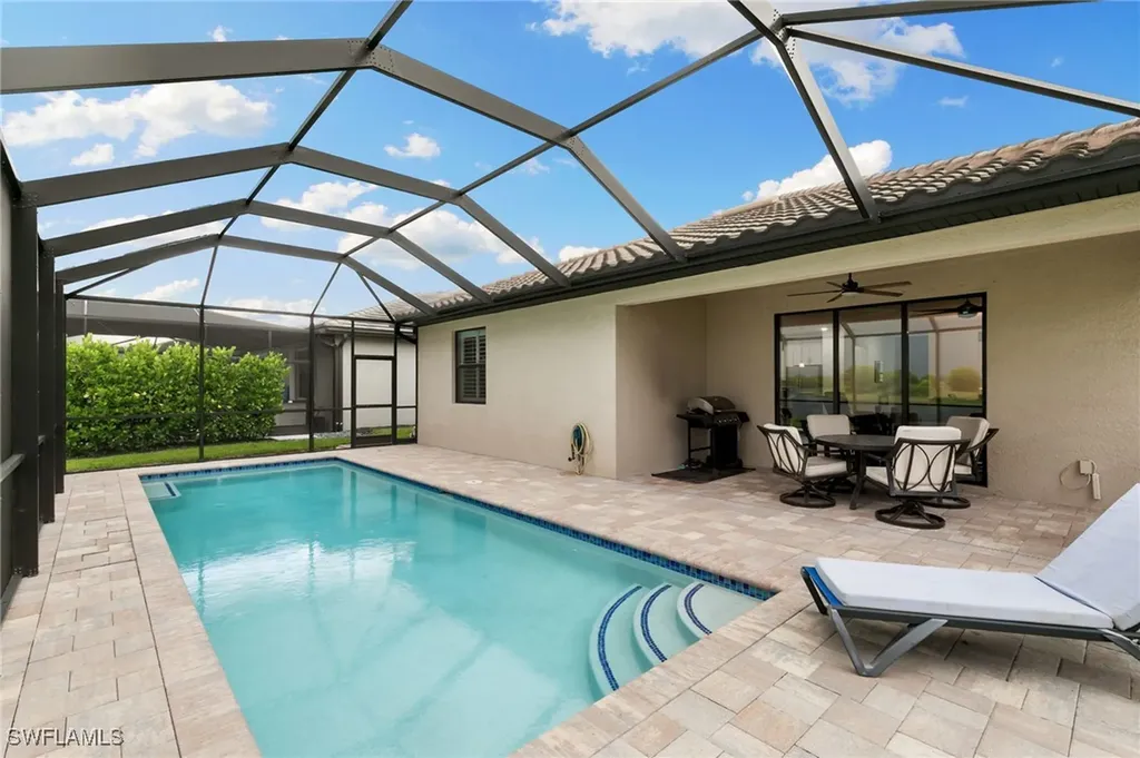 1473 Birdie Drive Naples FL 34120